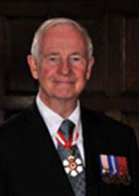 Dr David Johnston